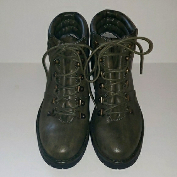 🔥FINAL PRICE🔥Seven Dials NWOT Hiking Type Boots - Picture 3 of 6